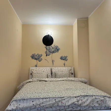 Flowers Apartment